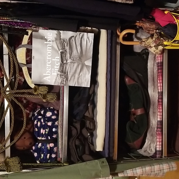 Meet your Posher, Sheila - Picture 5 of 13